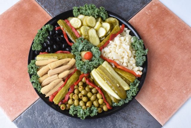 PICLE TRAY 